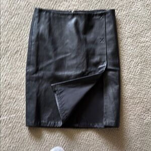 Laundry By Shelli Segal Black Leather Pencil Skirt Knee-Length with Side Slit